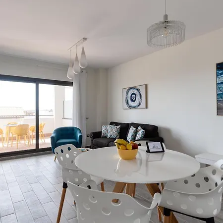 Homeforguest En Residencia De Lujo Con Terraza Y Piscina Apartment La Guirra