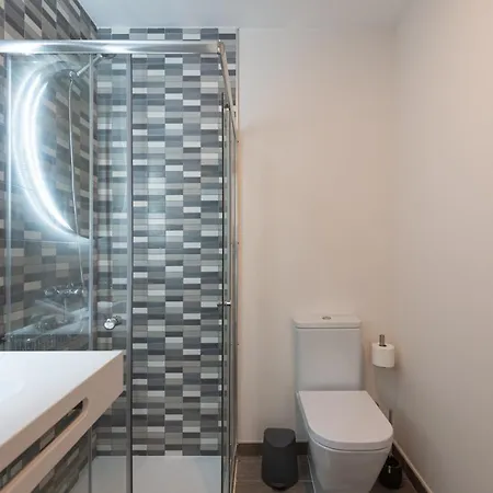 Homeforguest En Residencia De Lujo Con Terraza Y Piscina Apartamento