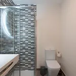 Homeforguest En Residencia De Lujo Con Terraza Y Piscina דירה