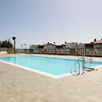 Homeforguest En Residencia De Lujo Con Terraza Y Piscina דירה