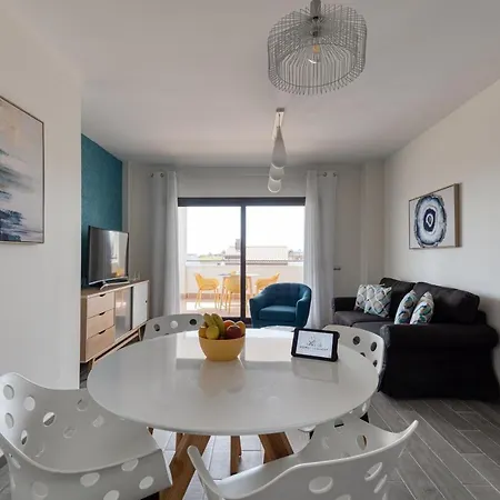 Homeforguest En Residencia De Lujo Con Terraza Y Piscina La Guirra