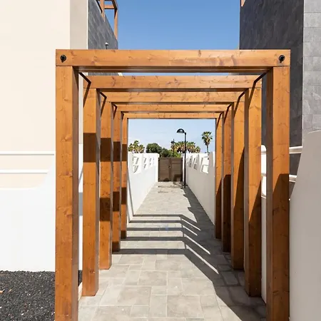 Homeforguest En Residencia De Lujo Con Terraza Y Piscina דירה